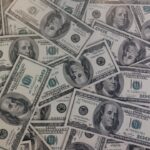 Het vermogen van Tom Waes: hoe de Vlaamse tv-held zijn succes opbouwt